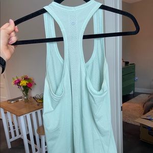 Lululemon swiftly tec tank